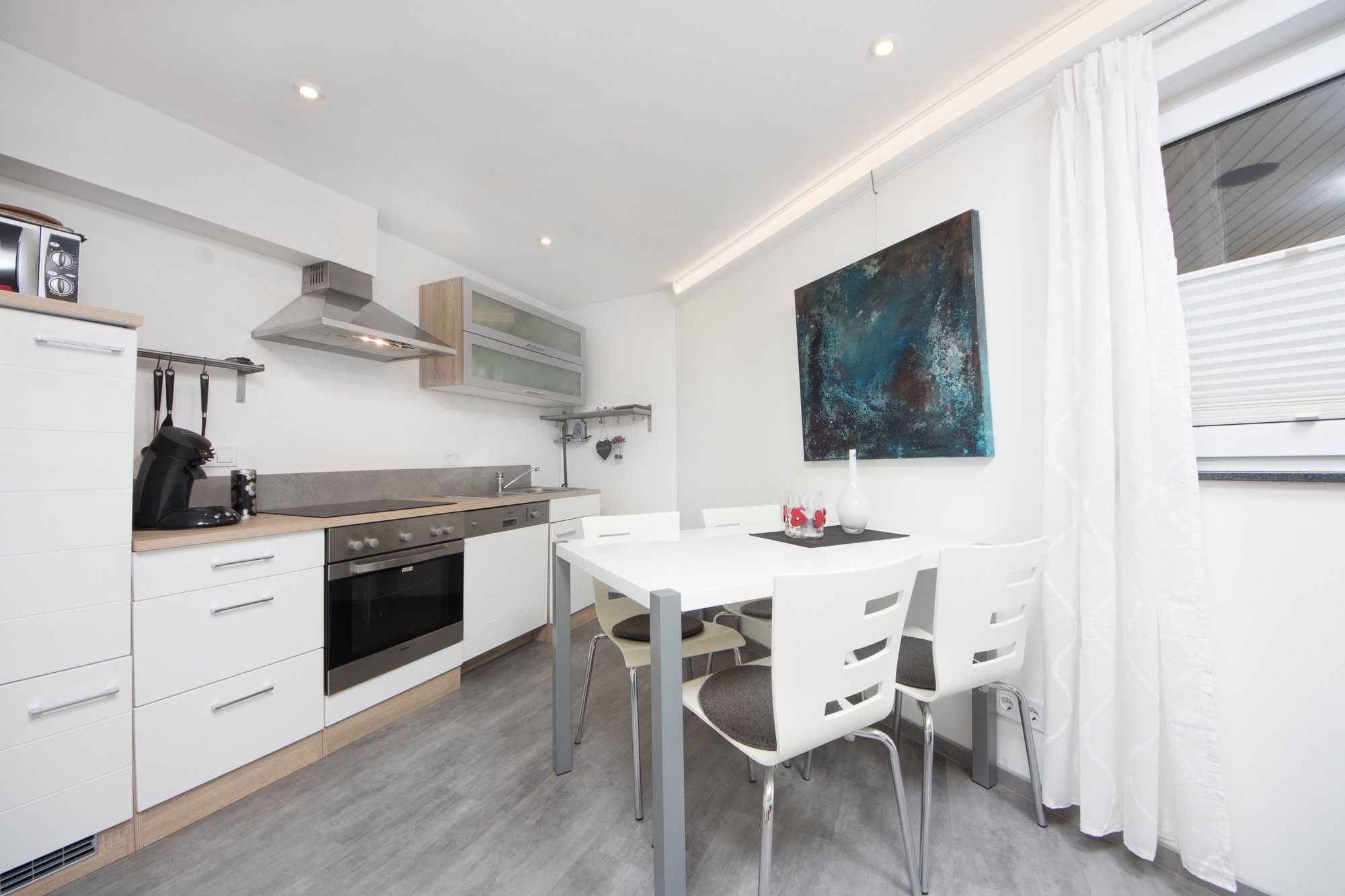 Küche und Essbereich der Ferienwohnung 1