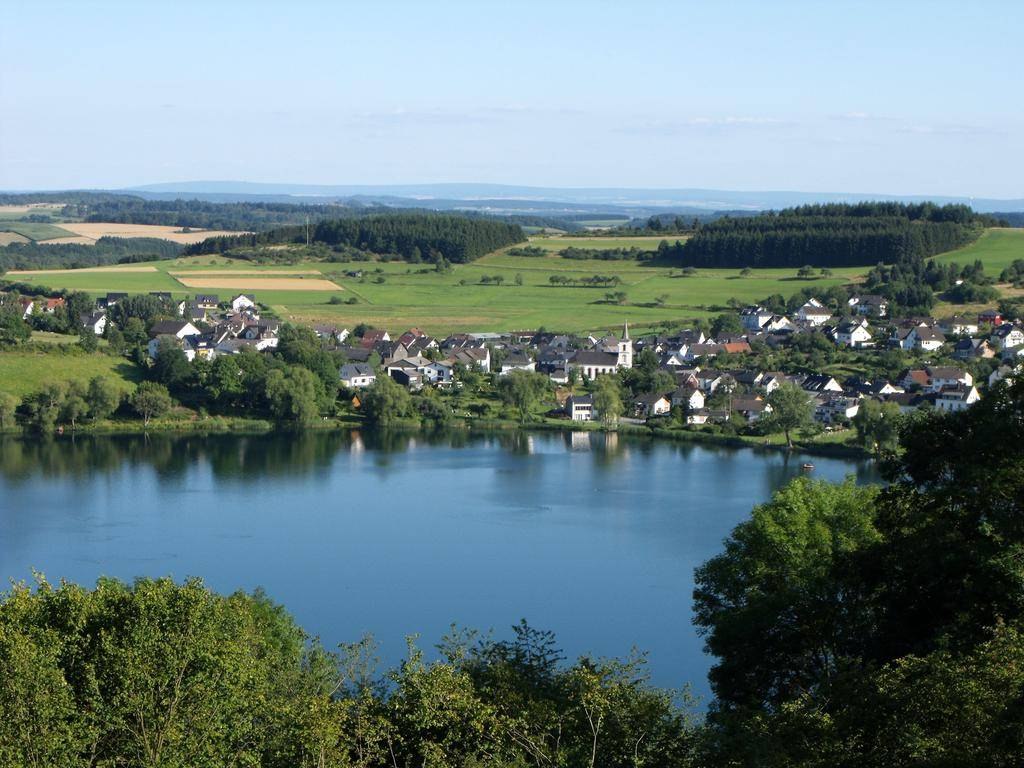 Schalkenmehrener Maar